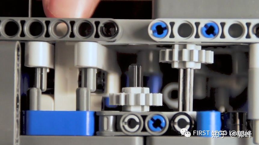 FLL机器人设计思路简介——来自FLL City Shaper 680分团队
