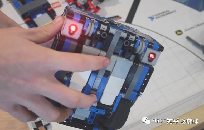 FLL机器人设计思路简介——来自FLL City Shaper 680分团队
