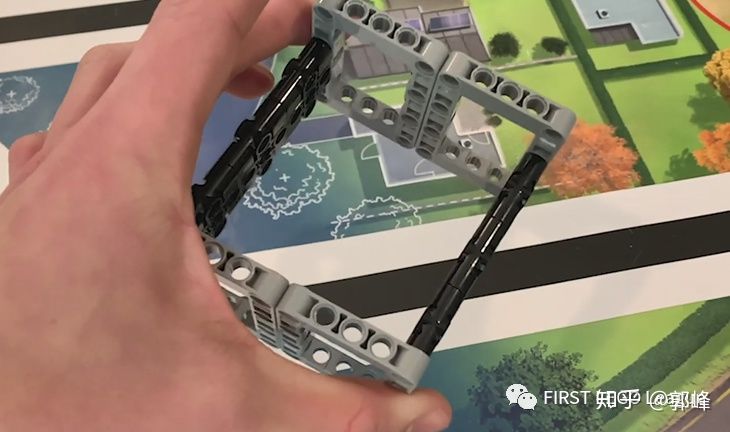 FLL机器人设计思路简介——来自FLL City Shaper 680分团队