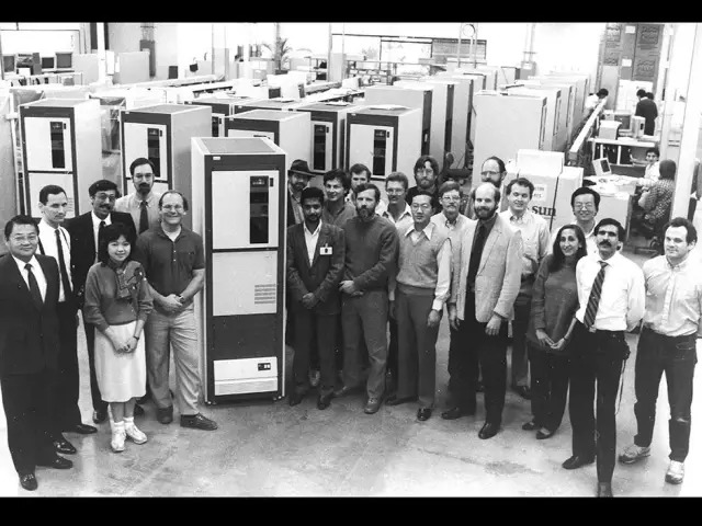 改变世界的30款芯片“大阅兵”