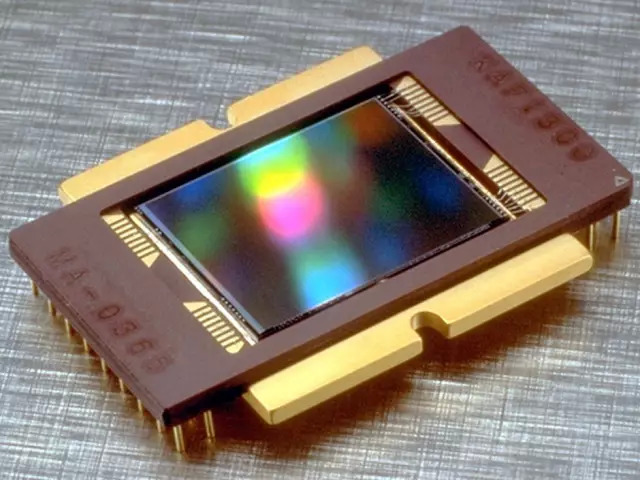 改变世界的30款芯片“大阅兵”