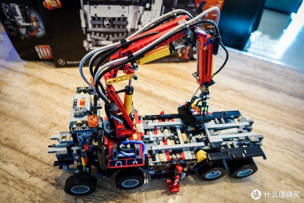 乐高科技组42043【奔驰卡车】百图超详细评测