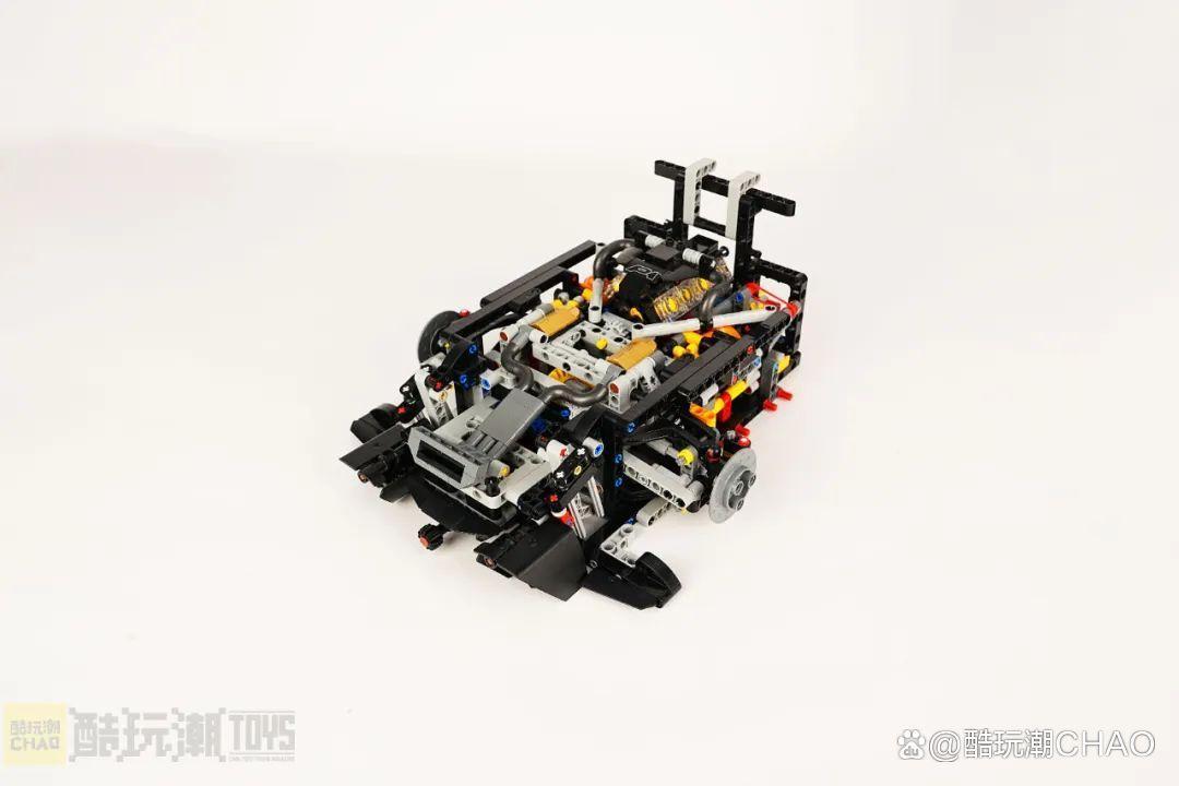 乐高机械组42172迈凯伦P1开箱评测