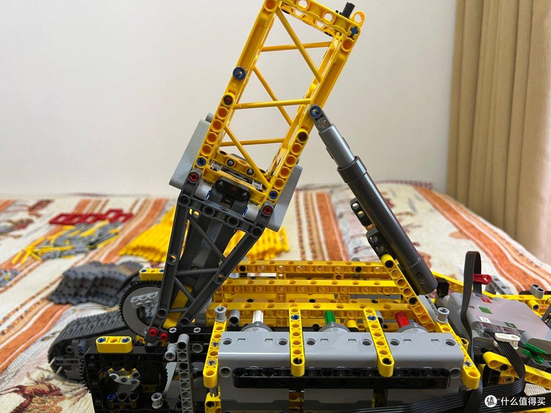第一人称带你沉浸组装乐高42146利勃海尔吊车!