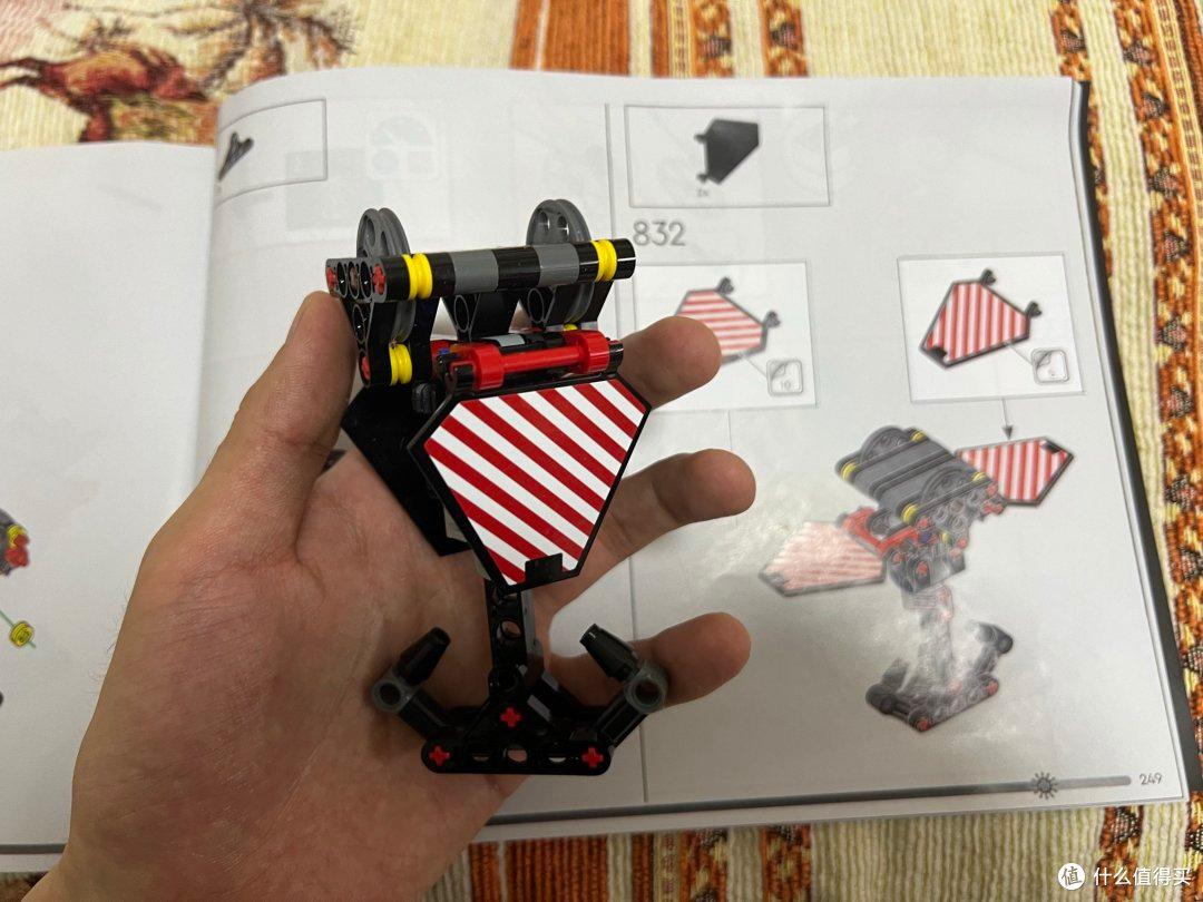 第一人称带你沉浸组装乐高42146利勃海尔吊车!