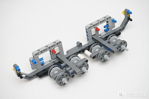 乐高机械组42100 利勃海尔R 9800挖掘机