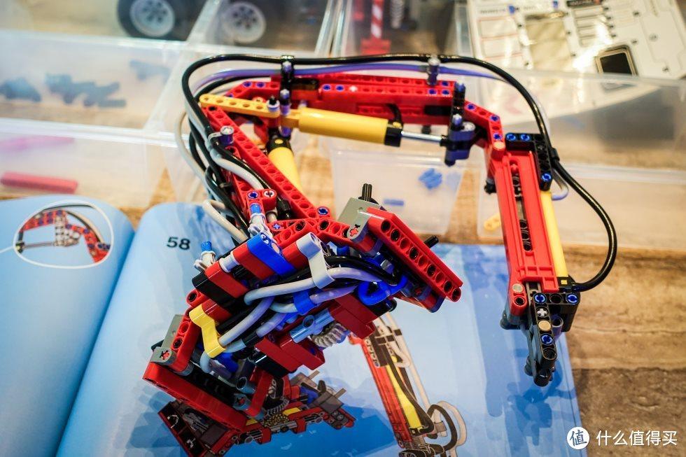 乐高科技组42043【奔驰卡车】百图超详细评测