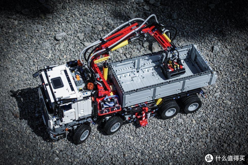 乐高科技组42043【奔驰卡车】百图超详细评测