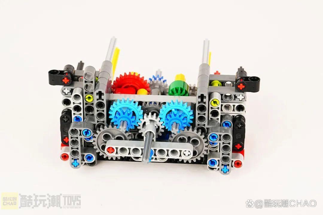 乐高机械组42172迈凯伦P1开箱评测