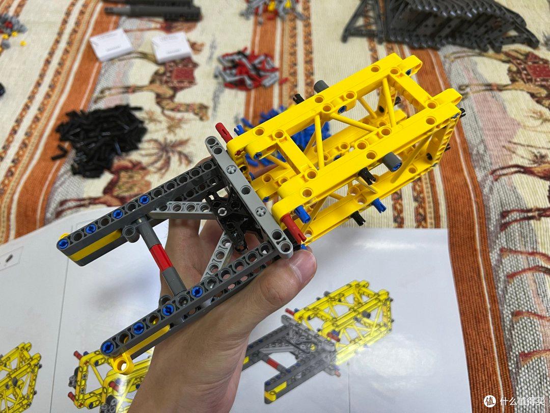 第一人称带你沉浸组装乐高42146利勃海尔吊车!