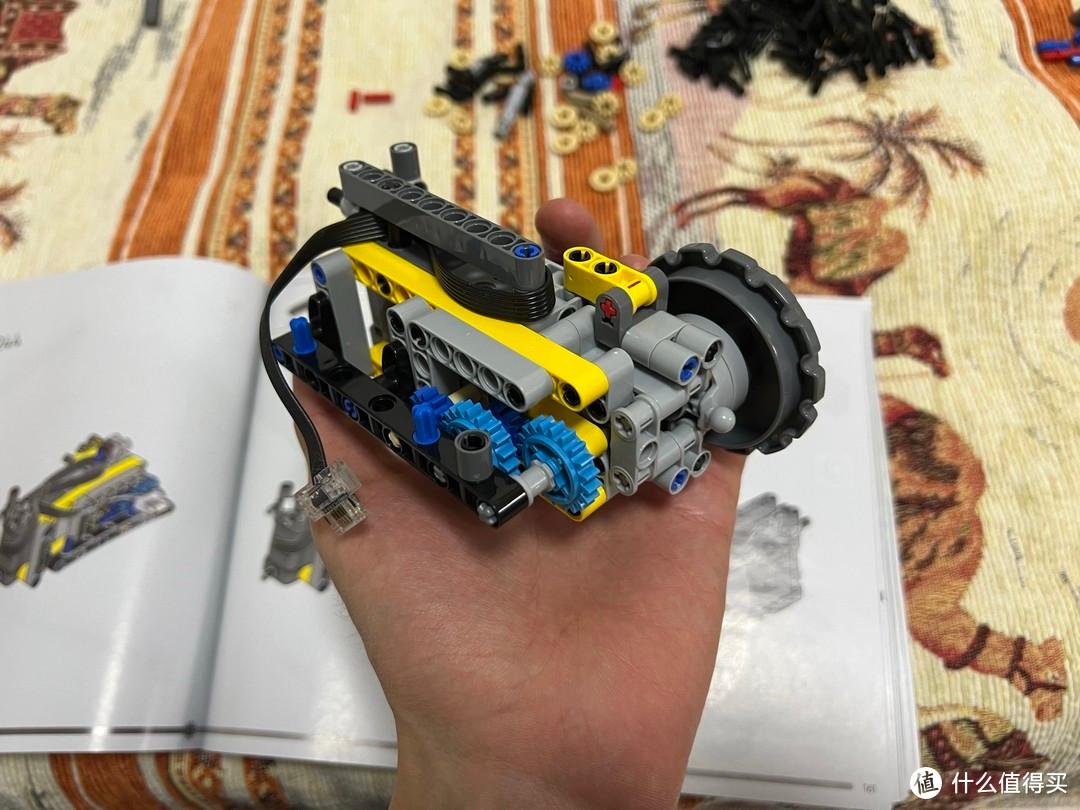 第一人称带你沉浸组装乐高42146利勃海尔吊车!