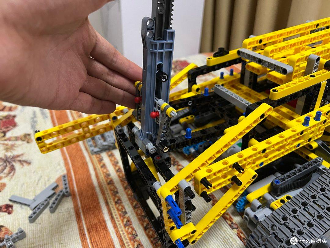 第一人称带你沉浸组装乐高42146利勃海尔吊车!