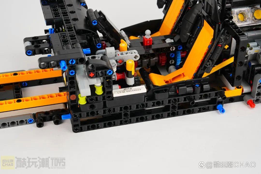 乐高机械组42172迈凯伦P1开箱评测