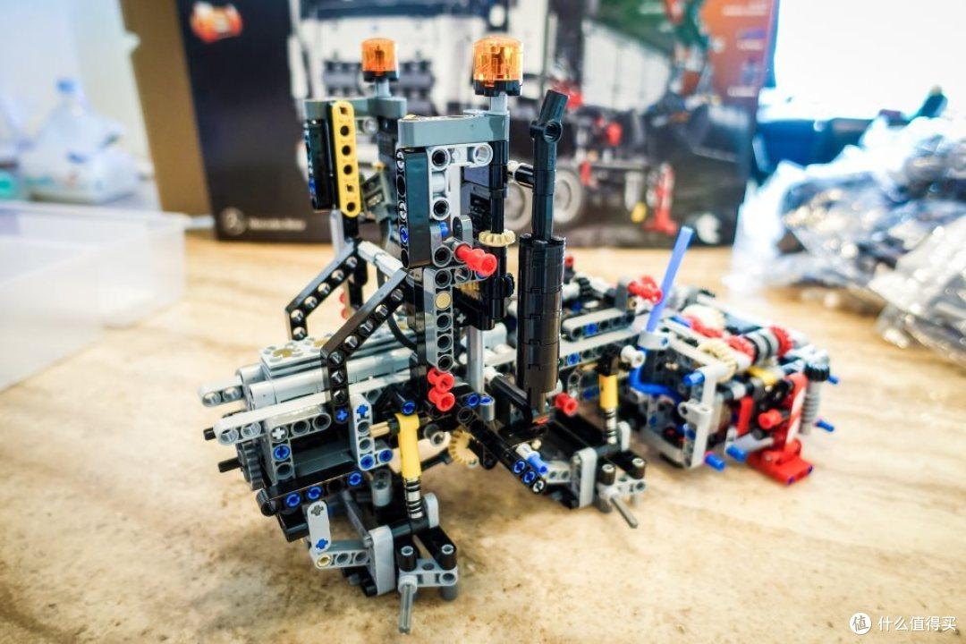 乐高科技组42043【奔驰卡车】百图超详细评测