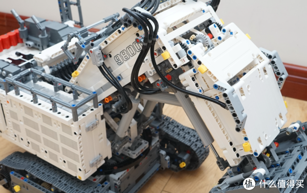 乐高机械组42100 利勃海尔R 9800挖掘机