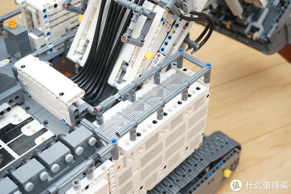 乐高机械组42100 利勃海尔R 9800挖掘机