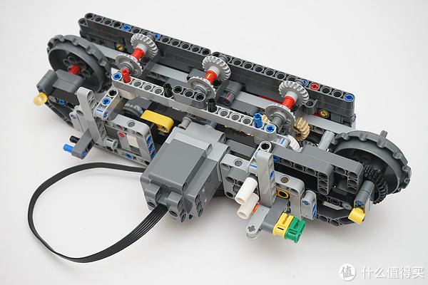 乐高机械组42100 利勃海尔R 9800挖掘机