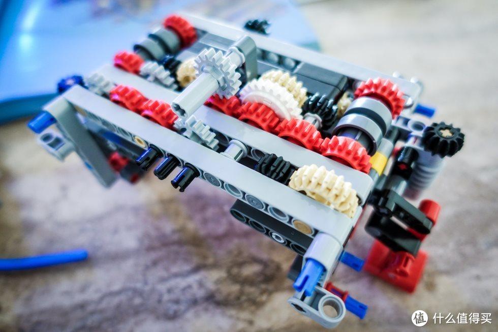 乐高科技组42043【奔驰卡车】百图超详细评测