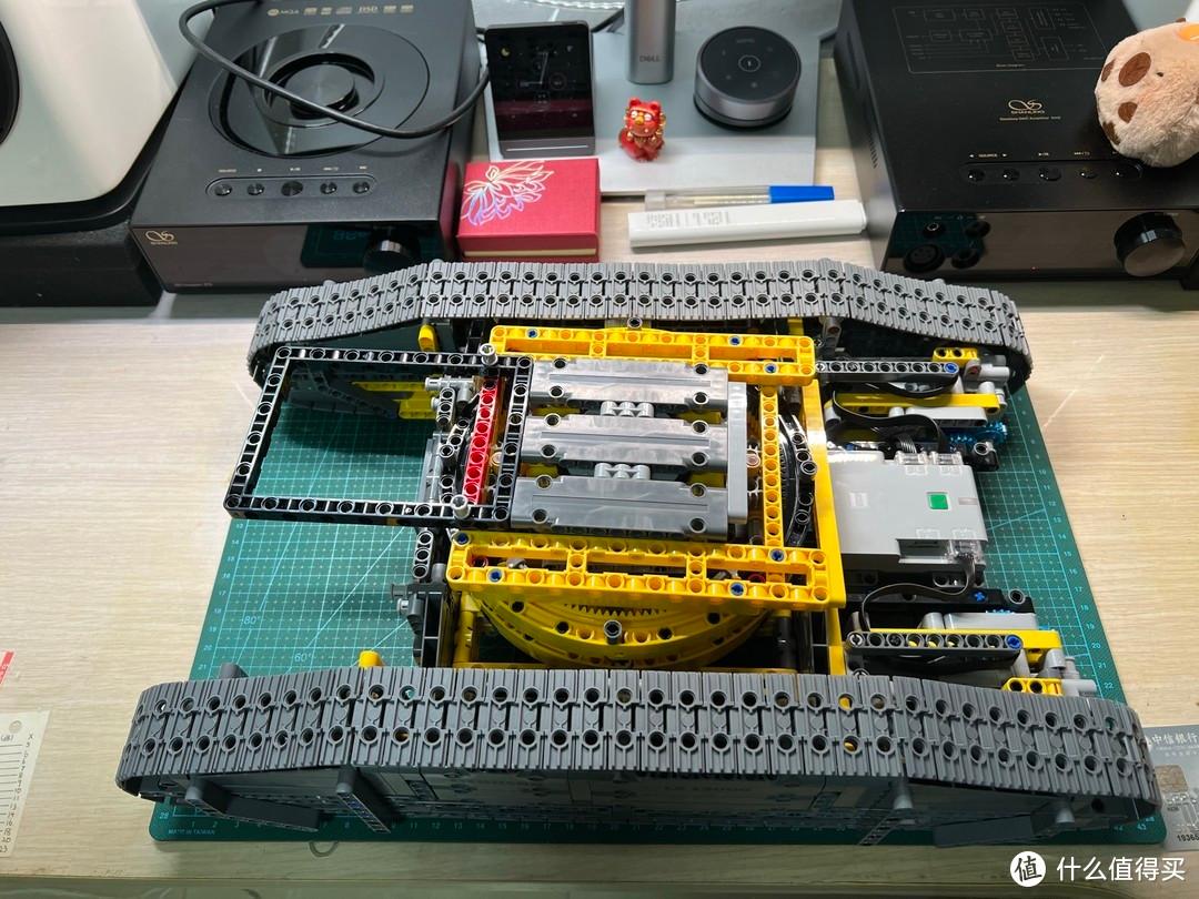 第一人称带你沉浸组装乐高42146利勃海尔吊车!