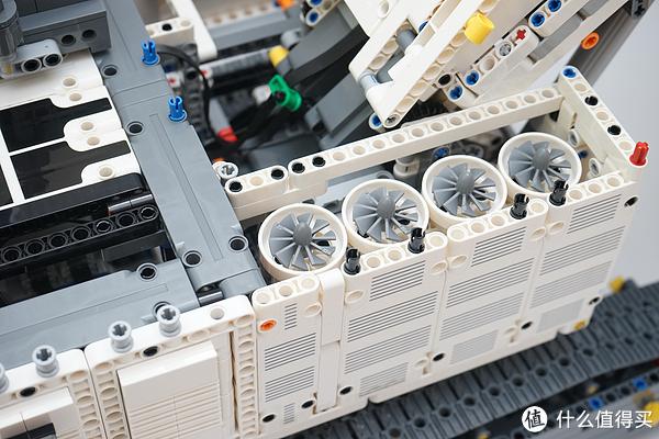 乐高机械组42100 利勃海尔R 9800挖掘机