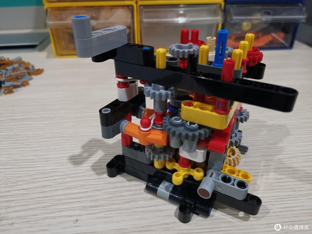 LEGO 机械组系列 42130 宝马摩托车M1000RR 最还原摩托车 评测