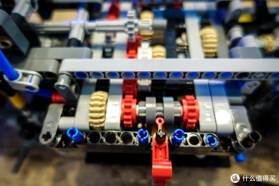 乐高科技组42043【奔驰卡车】百图超详细评测