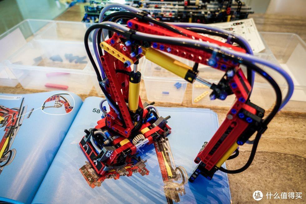 乐高科技组42043【奔驰卡车】百图超详细评测