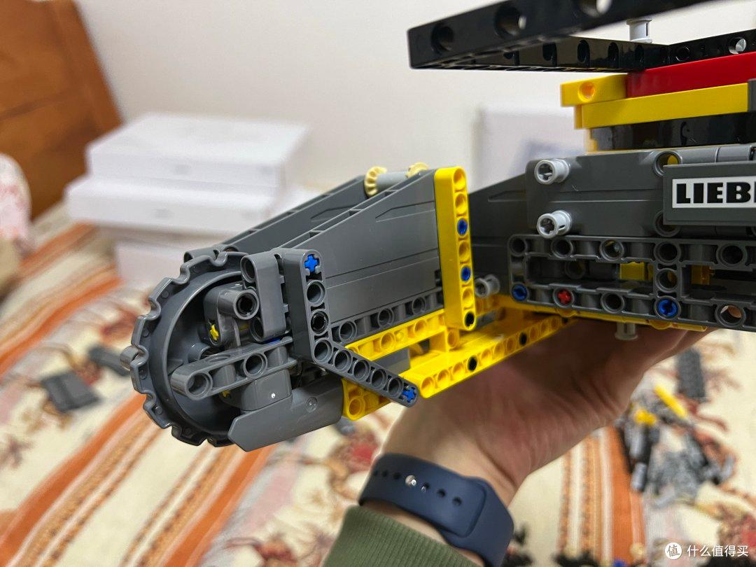 第一人称带你沉浸组装乐高42146利勃海尔吊车!