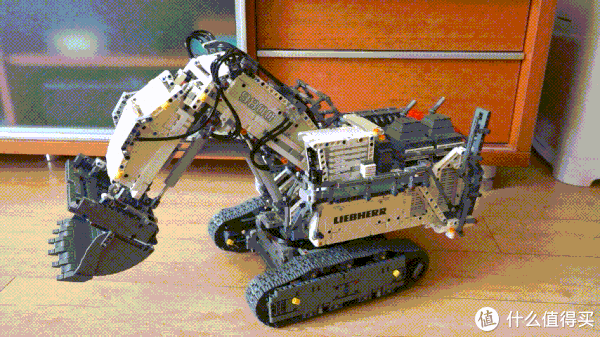 乐高机械组42100 利勃海尔R 9800挖掘机