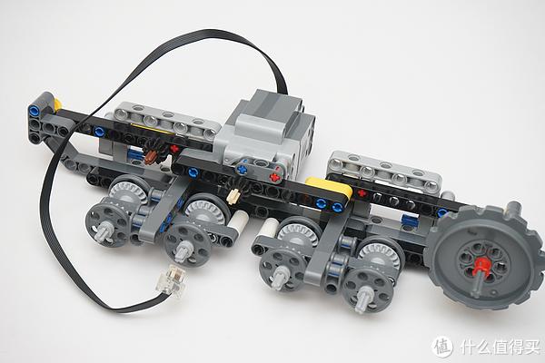 乐高机械组42100 利勃海尔R 9800挖掘机