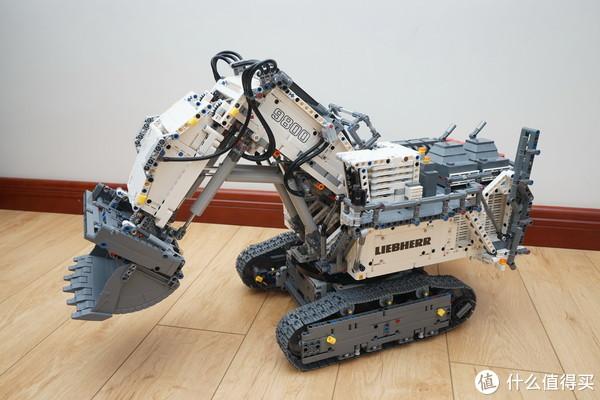 乐高机械组42100 利勃海尔R 9800挖掘机