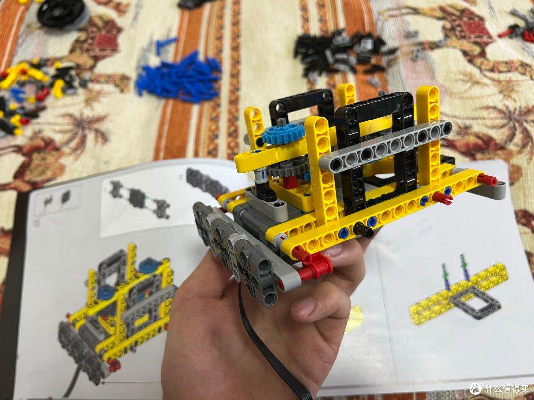 第一人称带你沉浸组装乐高42146利勃海尔吊车!