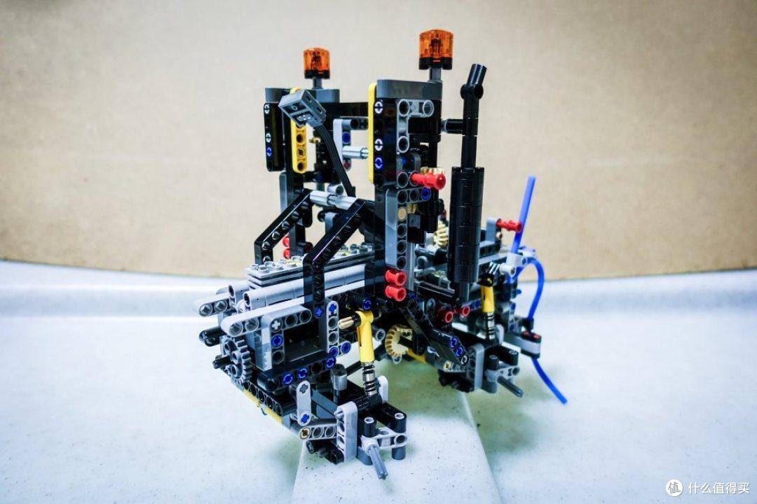 乐高科技组42043【奔驰卡车】百图超详细评测