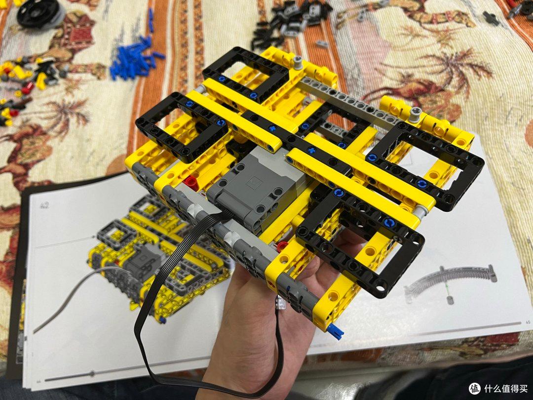 第一人称带你沉浸组装乐高42146利勃海尔吊车!