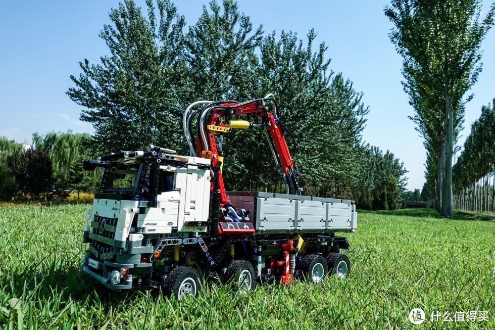 乐高科技组42043【奔驰卡车】百图超详细评测