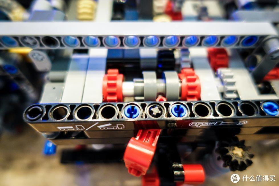 乐高科技组42043【奔驰卡车】百图超详细评测