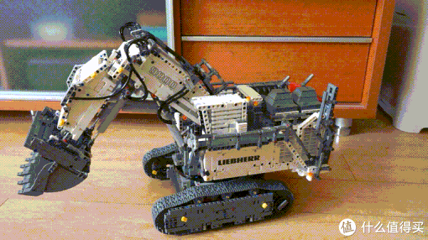 乐高机械组42100 利勃海尔R 9800挖掘机