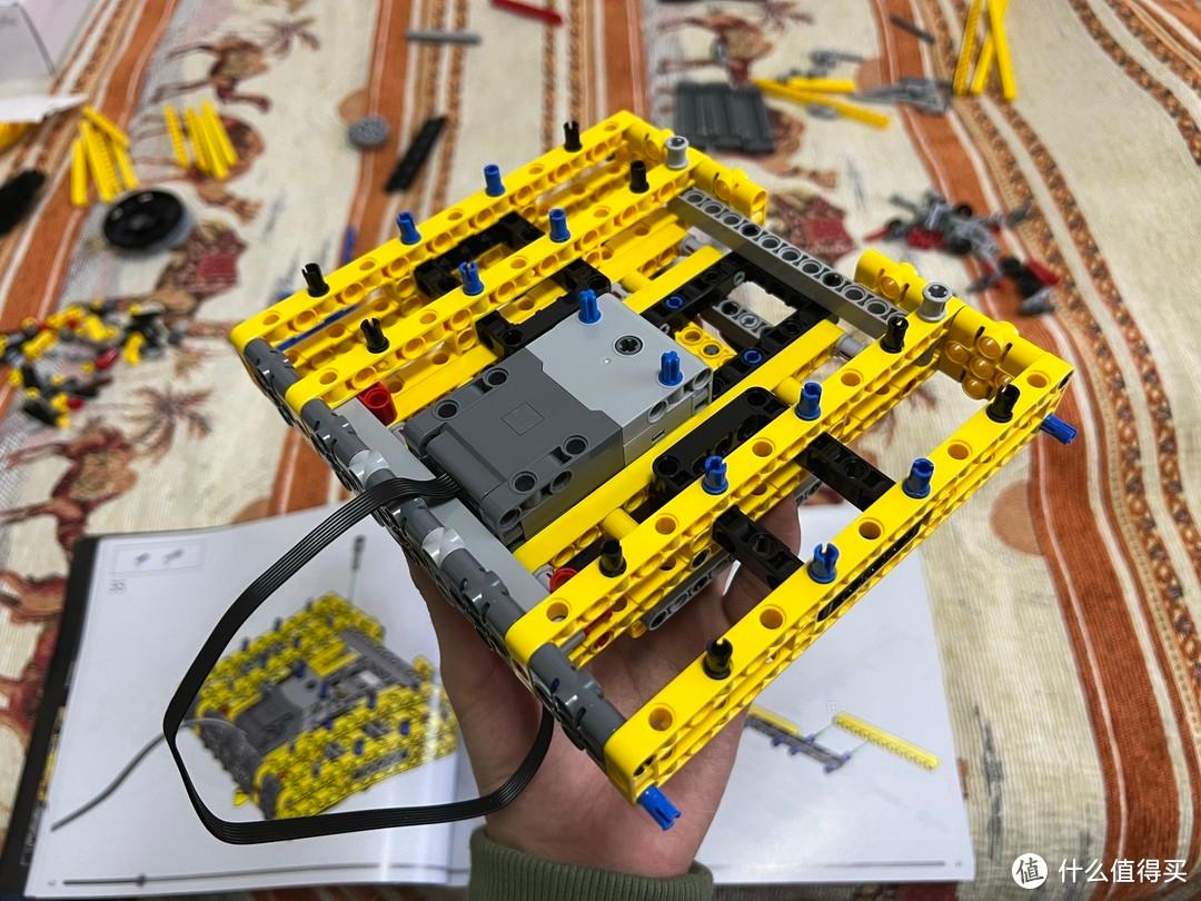 第一人称带你沉浸组装乐高42146利勃海尔吊车!