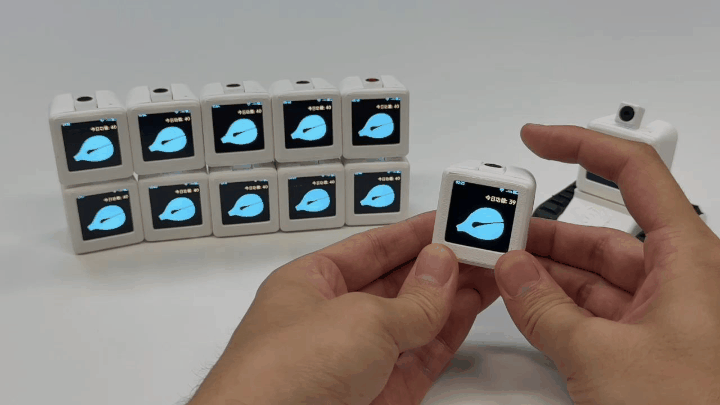 ESP32 大模型 AI 桌面机器人