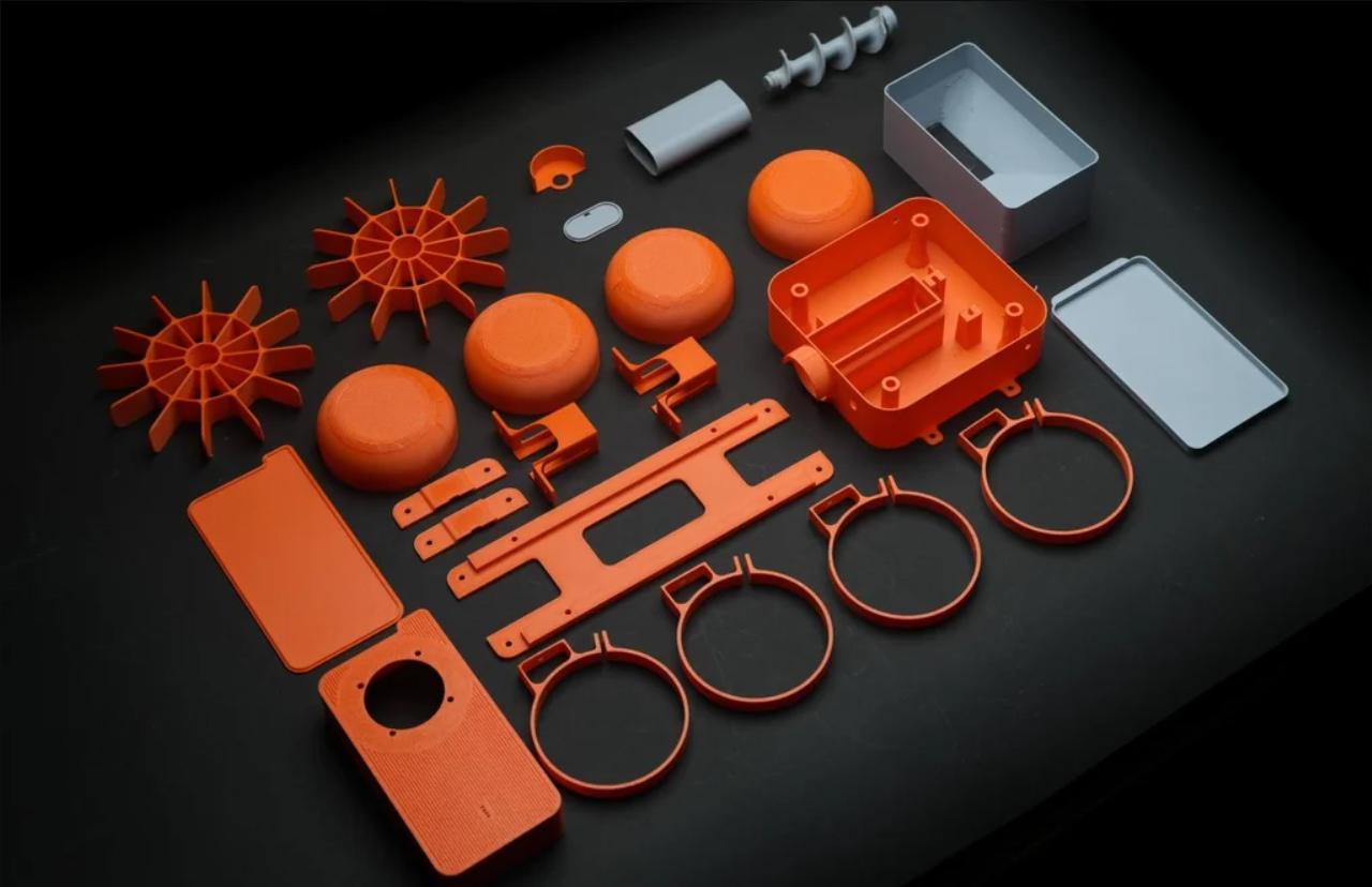 智能鱼饲养遥控船