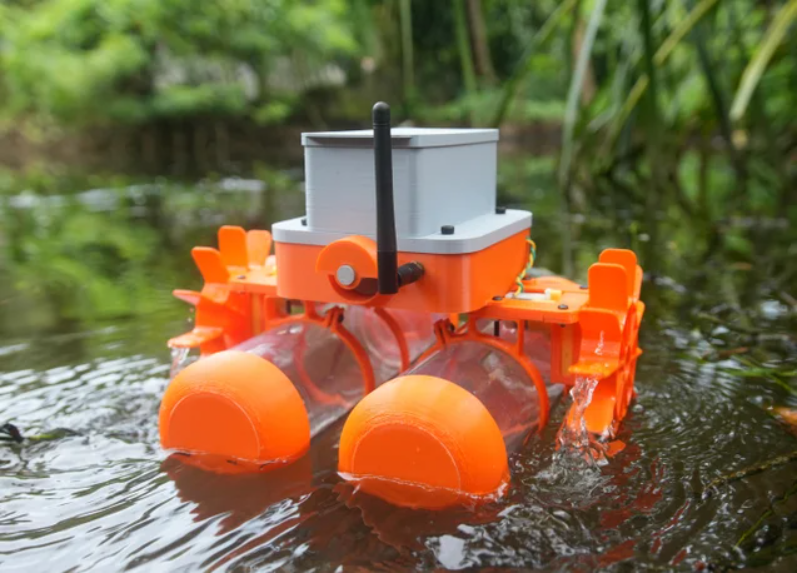 智能鱼饲养遥控船